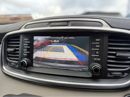 2018 Kia Sorento K2 - 2.2 DIESEL - MANUAL - 7 SEATS - 12M WARRANTY - CAR: €20,950 thumbnail