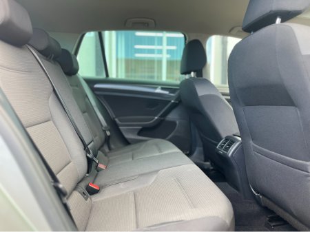 2020 Volkswagen Golf - thumbnail 17