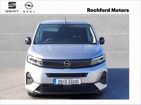 2025 Opel Combo L1H1 Sportive 1.5 130HP AUTO €25,200
