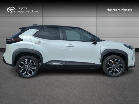 2024 Toyota Yaris Cross - photo 3