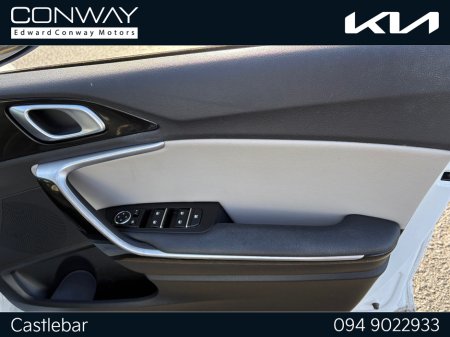 2021 Kia Ceed - thumbnail 8