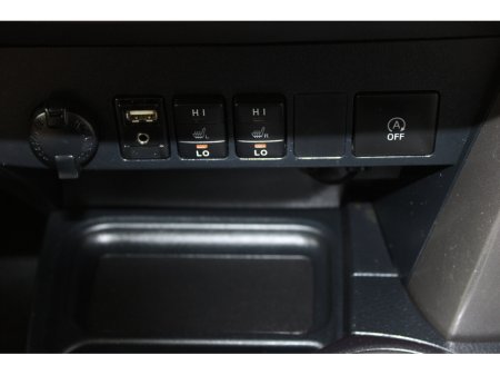 2017 Toyota Rav4 - thumbnail 24