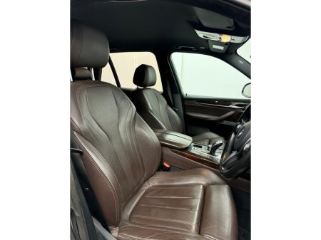 2017 BMW X5 - thumbnail 7