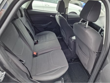 2016 Ford Focus 1.0 T ZETEC-FULL SERV.HISTORY-LOW MILEAGE €10,450 thumbnail