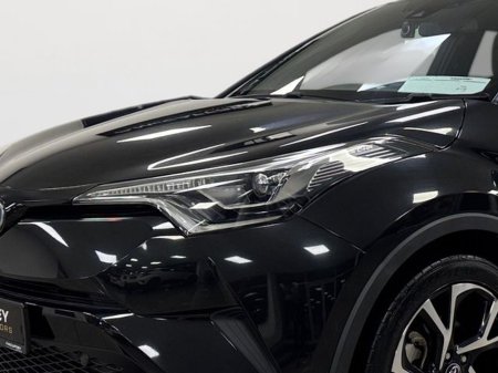 2017 Toyota C-HR - thumbnail 9