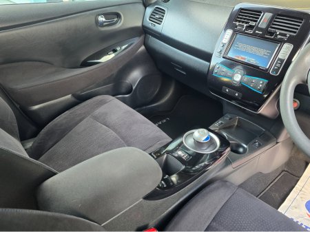 2017 Nissan Leaf 172 EV SV 30KW 4DR AUTO €6,995 thumbnail