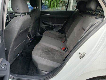 2023 Volkswagen Golf 1.5 TSI 130HP Style, White, 1 owner, 42km €29,900 thumbnail