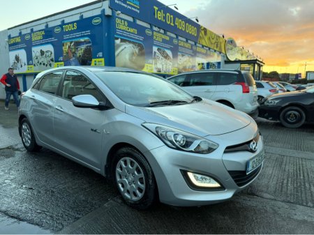 2012 Hyundai i30 1.4 CLASSIC 5DR ELITE 4DR €6,490 thumbnail