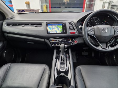 2017 Honda HR-V 1.5 VTEC AUTOMATIC-FULL LEATHER €13,450 thumbnail