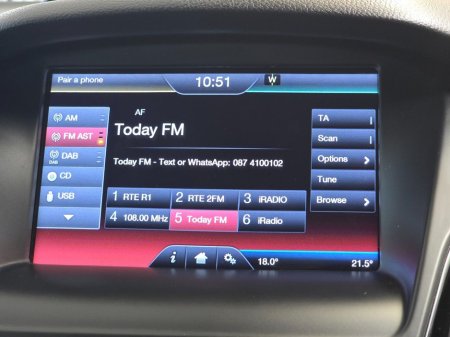 2016 Ford Focus - thumbnail 13