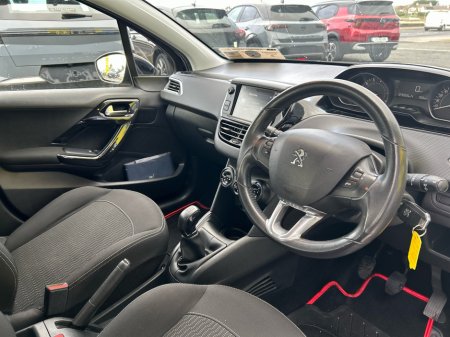 2017 Peugeot 208 ACTIVE 1.2 68 4DR €10,950 thumbnail