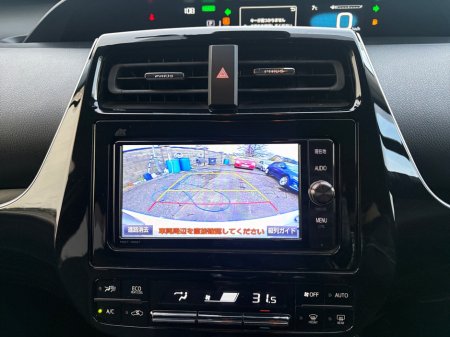 2016 Toyota Prius 1.8 Petrol Hybrid Auto €15,900 thumbnail