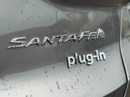 2023 Hyundai Santa Fe 1.6 PHEV 4WD Executive Plus Auto - Plug in Hybrid €49,995 thumbnail