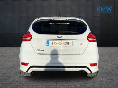 2017 Ford Focus ST-Line 2.0 TDCI 150BHP... 18 Alloys + Sunroof