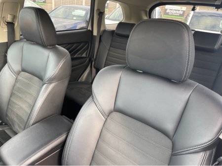 2020 Mitsubishi Outlander (Very Low Km's) HYBRID 2.4 PHEV AUTOMATIC 5DR MODEL  www.bolandscarcentre.ie €24,900 thumbnail