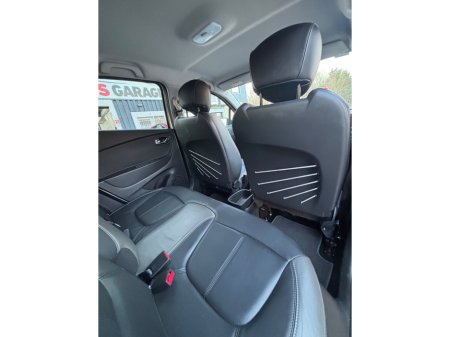 2016 Renault Captur - thumbnail 22