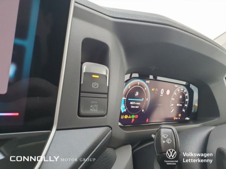 2025 Volkswagen Crafter CR35 Panel van Highline MWB 177 HP 2.0 TDI 8sp Automatic FWD €50,366 thumbnail