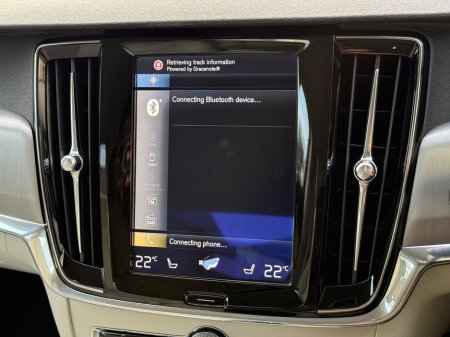 2019 Volvo S90 D4 190hp Momentum Geartronic thumbnail