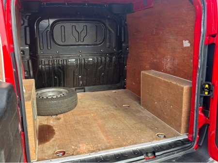 2016 Opel Combo - thumbnail 2