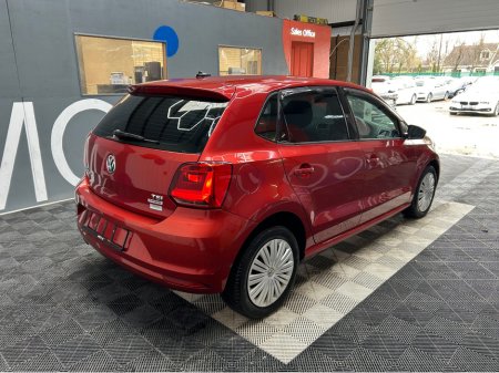 2015 Volkswagen Polo - thumbnail 3