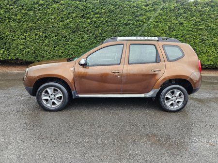 2015 Dacia Duster SIGNATURE 1.5 DCI 110 4X €5,450 thumbnail