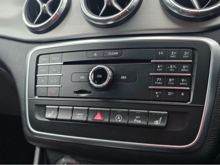 2016 Mercedes-Benz CLA Class 180 AMG LINE SAT NAV PACK LEATHER HEATED ELECTIC SEATS , CARPLAY - PRIVACY GLASS - REV CAMERA - ALLOYS - €19,750 thumbnail