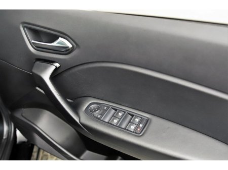 2023 Renault Captur - thumbnail 25