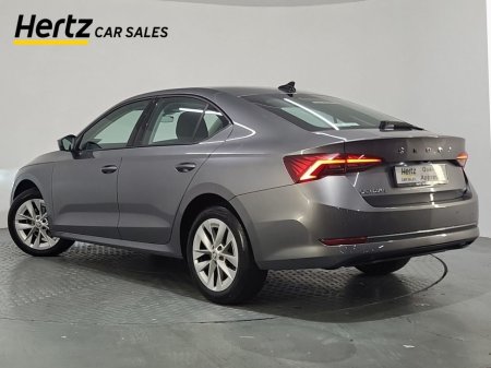 2024 Skoda Octavia - thumbnail 3