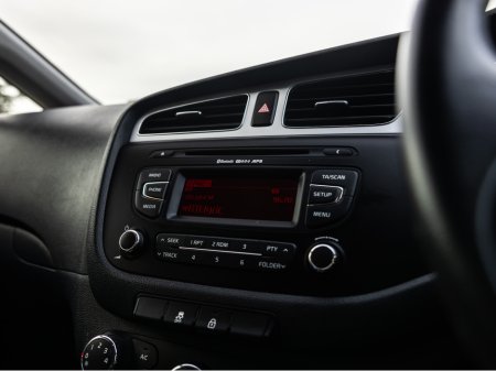 2015 Kia Ceed - thumbnail 15