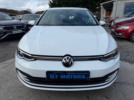 2024 Volkswagen Golf - view 3