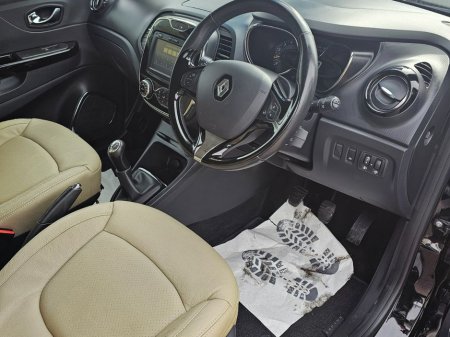 2016 Renault Captur - thumbnail 24