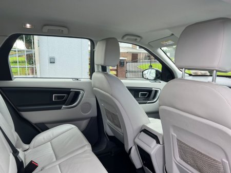 2018 Land Rover Discovery - thumbnail 10