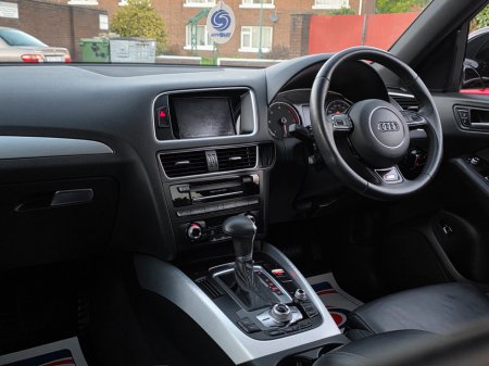2015 Audi Q5 2.0TDI 150HP Ultra S Line €19,995 thumbnail