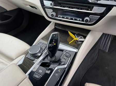 2019 BMW 5 Series 523d M-SPORT COMPETITION 2.0 D * HUGE SPEC * // OPENING SUNROOF // LEATHER M-SPORT INTERIOR // HARMAN/KARDON €32,955 thumbnail