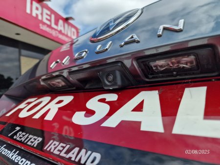 2022 Volkswagen Tiguan Allspace 2.0 TDI 150 BHP AUTOMATIC A7 LIFE LOW MILEAGE 7 SEATER €36,900 thumbnail