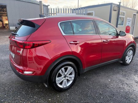 2017 Kia Sportage 1.7 PLATINUM €12,995 thumbnail