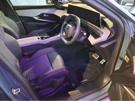 2025 Peugeot 5008 - thumbnail 24