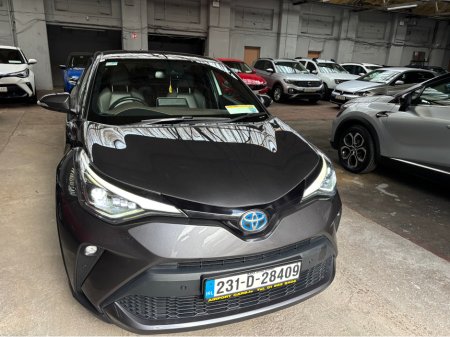 2023 Toyota C-HR HYBRID SOL 4DR AUTO €25,499 thumbnail