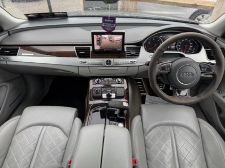 2014 Audi A8 - thumbnail 14