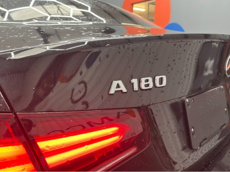 2021 Mercedes-Benz A Class 2021 MERCEDES-BENZ A180 SEDAN 1.4 AUTOMATIC / CRUISE CONTROL / REVERSE CAMERA / PADDLE SHIFTERS thumbnail