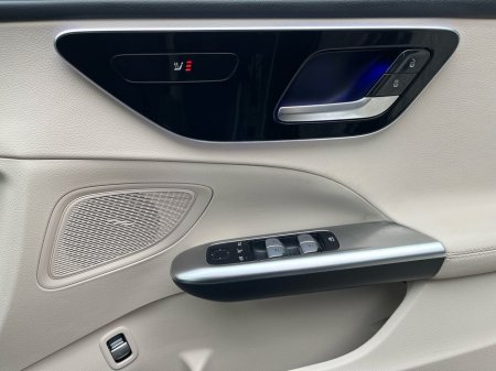 2023 Mercedes-Benz C Class - thumbnail 21