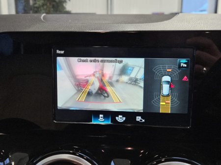 2021 Mercedes-Benz GLA Class - thumbnail 18