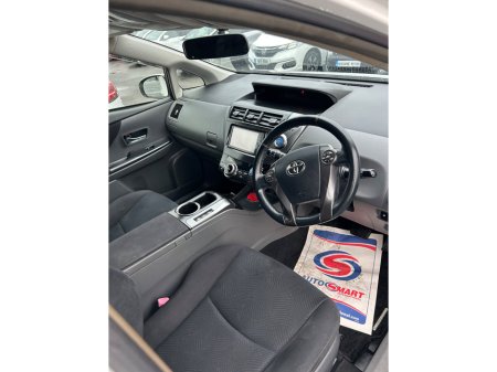 2014 Toyota Prius  €13,950 thumbnail