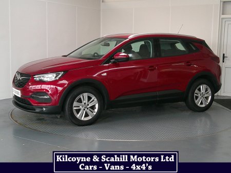 2020 Vauxhall Grandland X X SE TURBO D thumbnail