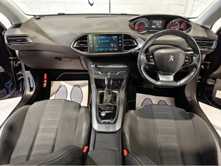 2018 Peugeot 308 - thumbnail 10