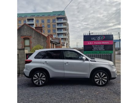 2021 Suzuki Vitara 1.4 Hybrid SZ4 MT €16,950