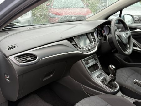 2019 Opel Astra - thumbnail 28