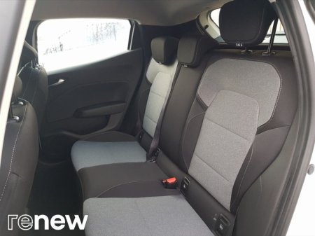 2025 Renault Clio TCe 90 DFull Evolution €23,900 thumbnail