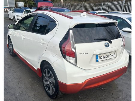 2017 Toyota Aqua - thumbnail 11