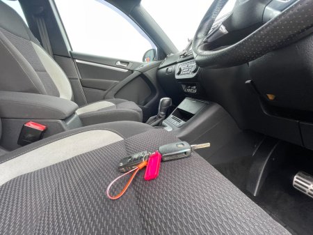 2015 Volkswagen Tiguan - thumbnail 19